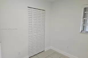 11071 NW 7th St, Miami, FL 33172 - Photo 56