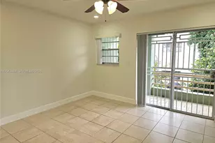 11071 NW 7th St, Miami, FL 33172 - Photo 38