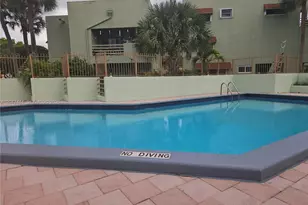 11071 NW 7th St, Miami, FL 33172 - Photo 62