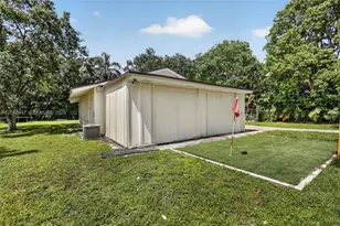 14401 SW 23rd St, Davie, FL 33325 - Photo 20
