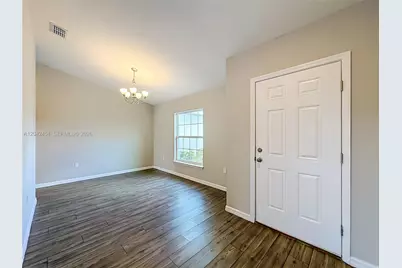 666 SW Jeanne Ave, Port Saint Lucie, FL 34953 - Photo 4