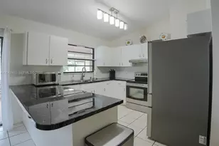 10920 SW 143rd Ct, Miami, FL 33186 - Photo 6