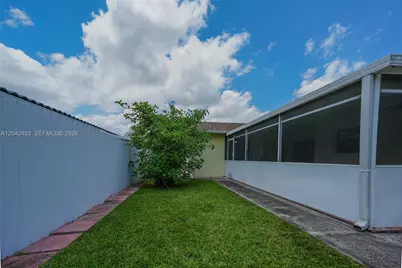 10920 SW 143rd Ct, Miami, FL 33186 - Photo 16