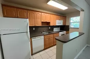 5839 SW 74th Terrace, South Miami, FL 33143 - Photo 4