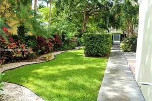 5839 SW 74th Terrace, South Miami, FL 33143 - Photo 2