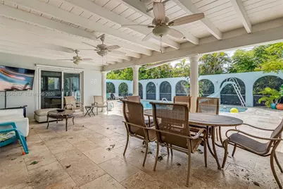 633 N Crescent Dr, Hollywood, FL 33021 - Photo 6