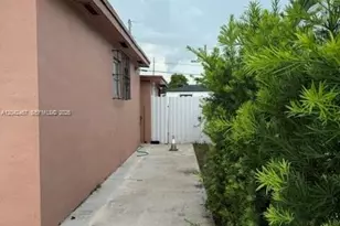 397 W 57th St, Hialeah, FL 33012 - Photo 2