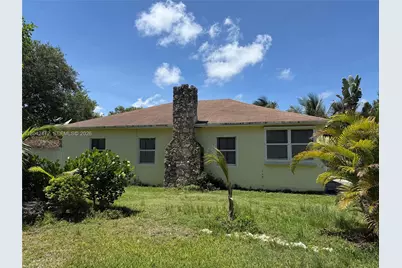 15201 SW 272nd St, Homestead, FL 33032 - Photo 1