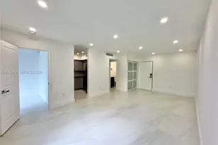 17620 Atlantic Blvd, Sunny Isles Beach, FL 33160 - Photo 4