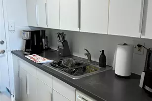 2000 NE 135th St, North Miami, FL 33181 - Photo 8