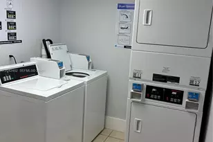 2000 NE 135th St, North Miami, FL 33181 - Photo 20
