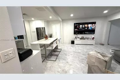 1555 SW 21st Way, Fort Lauderdale, FL 33312 - Photo 2