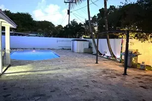 1555 SW 21st Way, Fort Lauderdale, FL 33312 - Photo 10