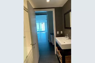 690 SW 1st Ct #3101, Miami, FL 33130 - Photo 12