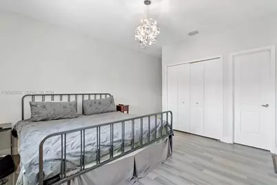 1900 NE 210th St, Miami, FL 33179 - Photo 32