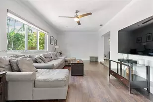 1900 NE 210th St, Miami, FL 33179 - Photo 36