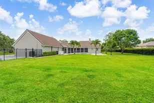 5703 Lago Del Sol Dr, Lake Worth, FL 33449 - Photo 40