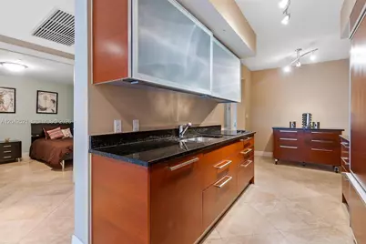 1800 S Ocean Dr #608, Hallandale Beach, FL 33009 - Photo 8