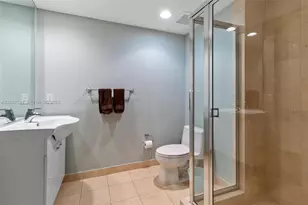 1800 S Ocean Dr, Hallandale Beach, FL 33009 - Photo 20