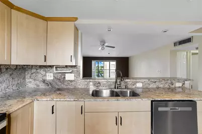 321 SE 3rd St #408, Dania Beach, FL 33004 - Photo 4