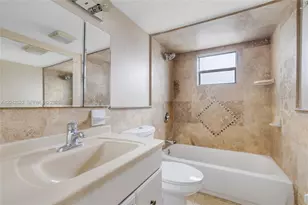 321 SE 3rd St, Dania Beach, FL 33004 - Photo 30