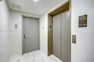 488 NE 18th St, Miami, FL 33132 - Photo 2