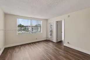 738 Executive Center Dr, West Palm Beach, FL 33401 - Photo 2
