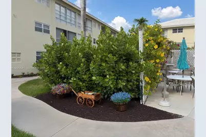 1951 NE 39th St #138, Lighthouse Point, FL 33064 - Photo 12