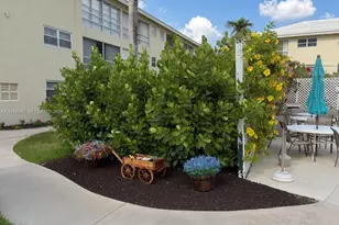 1951 NE 39th St, Lighthouse Point, FL 33064 - Photo 12