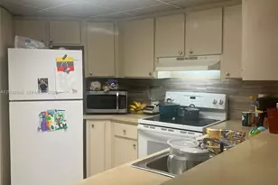 9429 Fontainebleau Blvd, Miami, FL 33172 - Photo 1
