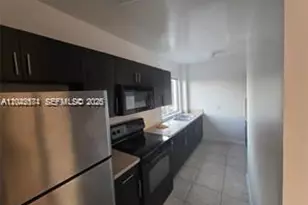 2389 NW 26th St, Miami, FL 33142 - Photo 8