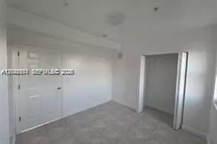 2389 NW 26th St, Miami, FL 33142 - Photo 10