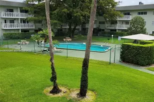 4200 NW 3rd Ct, Plantation, FL 33317 - Photo 2
