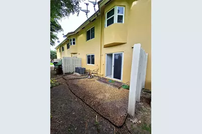 940 NE 33rd Ter #102, Homestead, FL 33033 - Photo 10