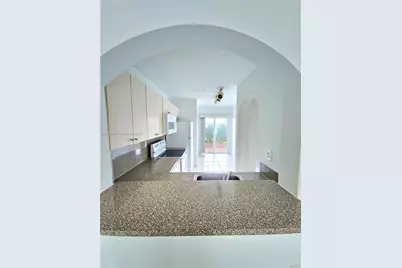 940 NE 33rd Ter #102, Homestead, FL 33033 - Photo 4