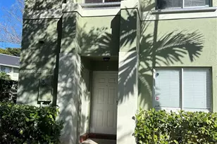 183 Hidden Ct Rd, Hollywood, FL 33023 - Photo 2