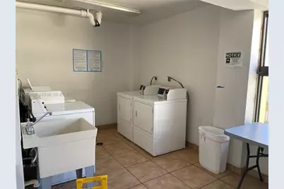 15600 NW 7th Ave #704, Miami, FL 33169 - Photo 16