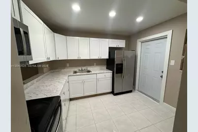 251 NE 187th St #809, Miami, FL 33179 - Photo 1
