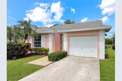 707 SE 22nd Dr, Homestead, FL 33033 - Photo 2
