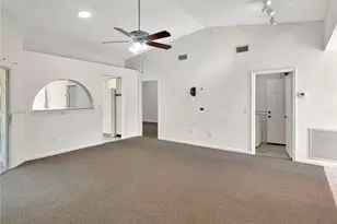 707 SE 22nd Dr, Homestead, FL 33033 - Photo 4