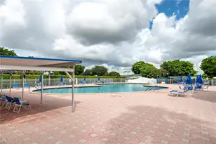 8555 NW 10th St, Plantation, FL 33322 - Photo 28