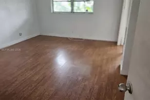 8555 NW 10th St, Plantation, FL 33322 - Photo 10