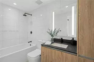 650 NE 2nd Ave, Miami, FL 33132 - Photo 4