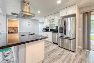 2359 Gabriel Ln, West Palm Beach, FL 33406 - Photo 10