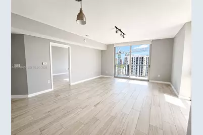 1010 SW 2nd Ave #1809, Miami, FL 33130 - Photo 2