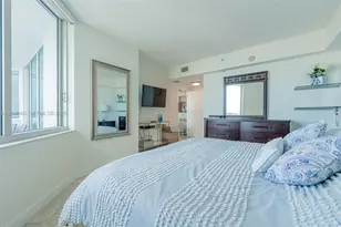 325 S Biscayne Blvd, Miami, FL 33131 - Photo 26