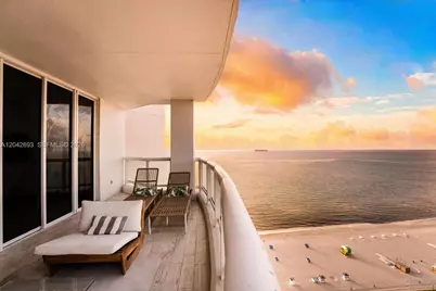 4201 Collins Ave #2301, Miami Beach, FL 33140 - Photo 2