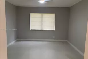 300 Berkley Rd, Hollywood, FL 33024 - Photo 20