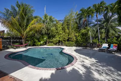 1745 SW 11th Ter #1745, Miami, FL 33135 - Photo 32