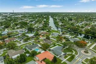 10315 SW 200th St, Cutler Bay, FL 33157 - Photo 38